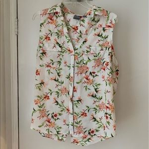 NYC Floral Sleeveless Button Up Blouse